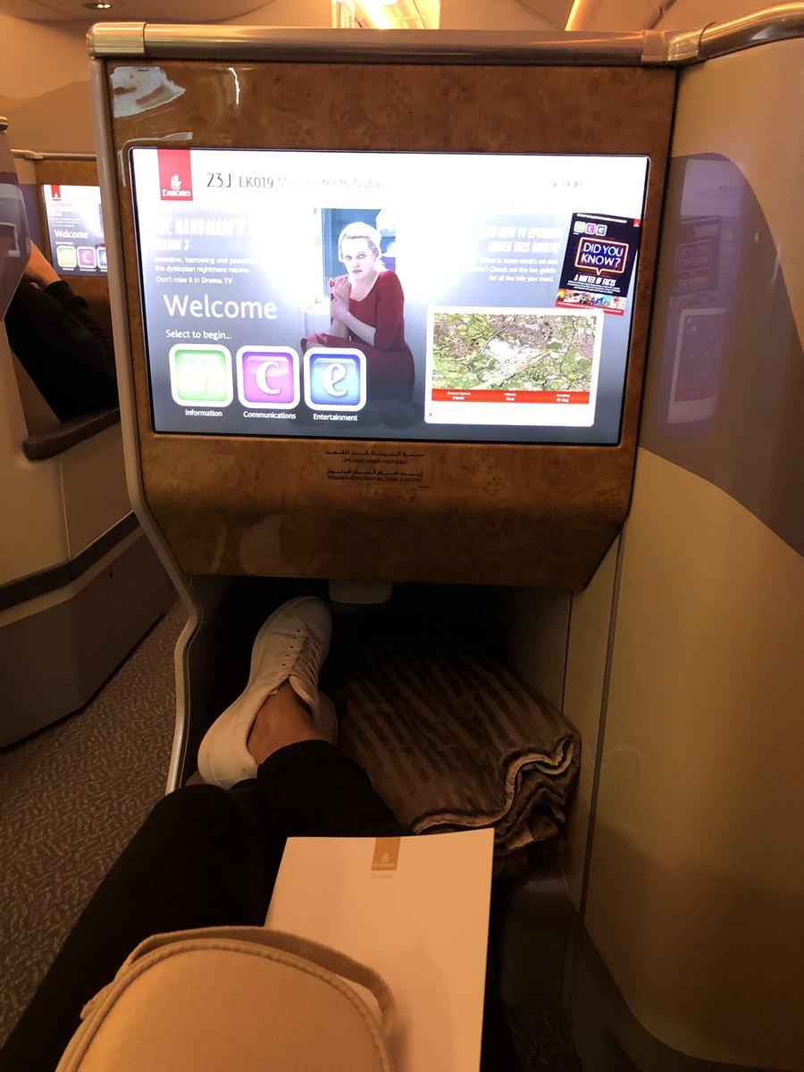 And we are off ✈️ a huge thank you to <a href="/SimplybyTravel2/">Simply Luxury</a> for sending myself &amp; @Lonners24 away on a romantic break 😍 hard work really does pay off 🙋🏼‍♀️☀️✈️❤️ <a href="/samantha1m/">Samantha Morrison</a> xx