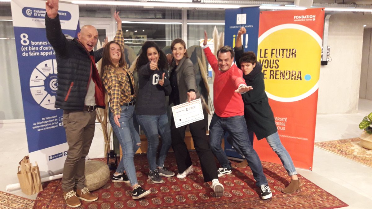 DisruptCampus44's tweet photo. Et les gagnants à l'#ICDUN2019 sont ...
Les étudiants ayant travaillé sur le défi de l'association #Neptune fondée par le champion de la course au large @ArmelTriponSkip !
⛵⛵⛵
Venez découvrir l'association Neptune lors de son inauguration le 14 nov à 18h30 à l'espace CIC ! https://t.co/C3qYD5skQc