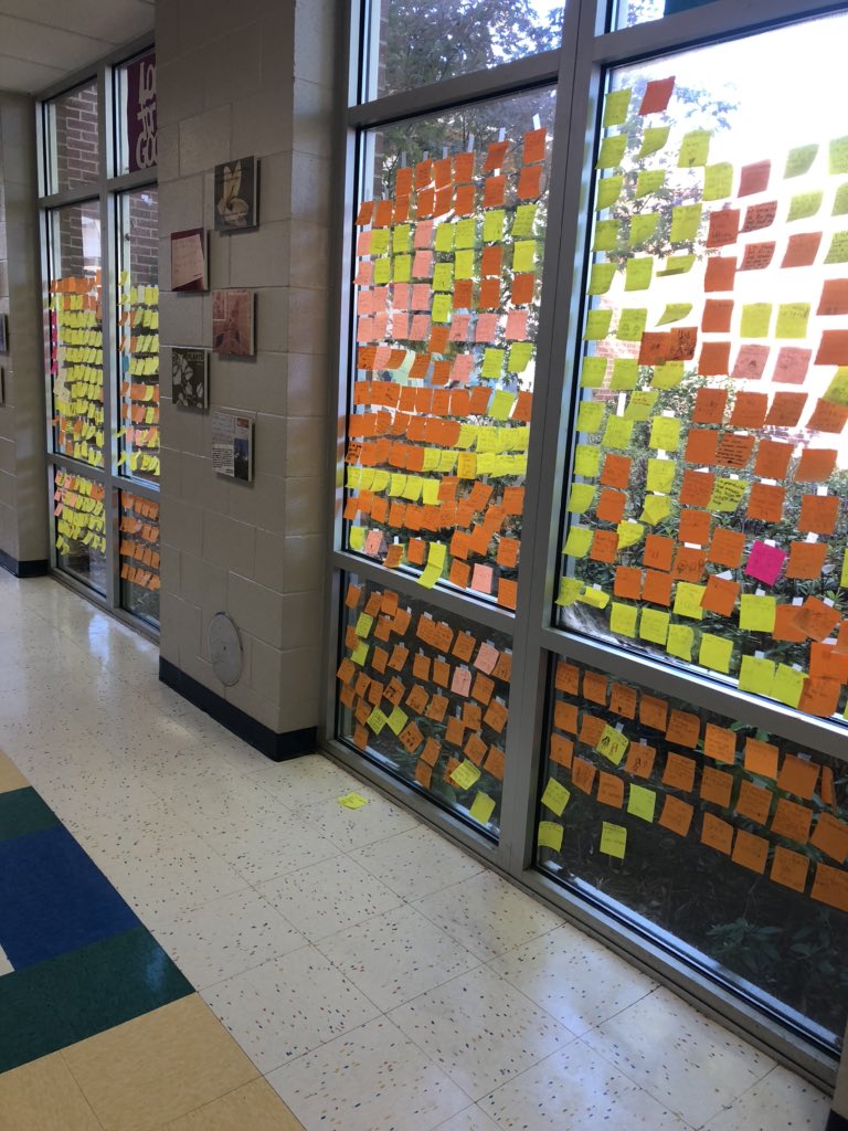 CombsCounseling's tweet photo. The Gratitude Wall is growing each day!  I am grateful for my Combs Family ❤️ (and for Fall 🍂🍁) #lookforthegood https://t.co/BWykSWl1LJ