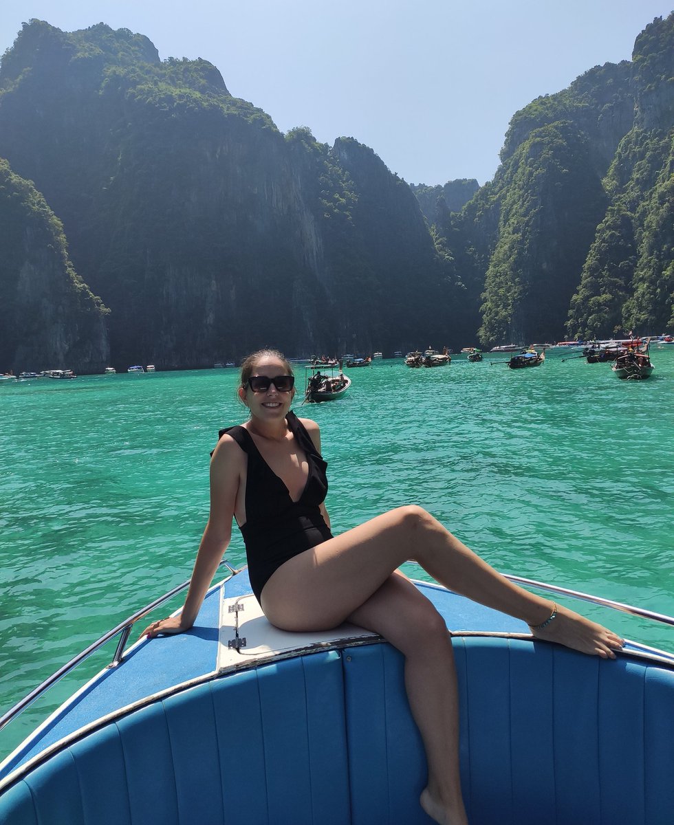 Marfercaa's tweet photo. Snorkel en Tailandia!! Enamorada 😍😍 https://t.co/VwDxzHt5OE