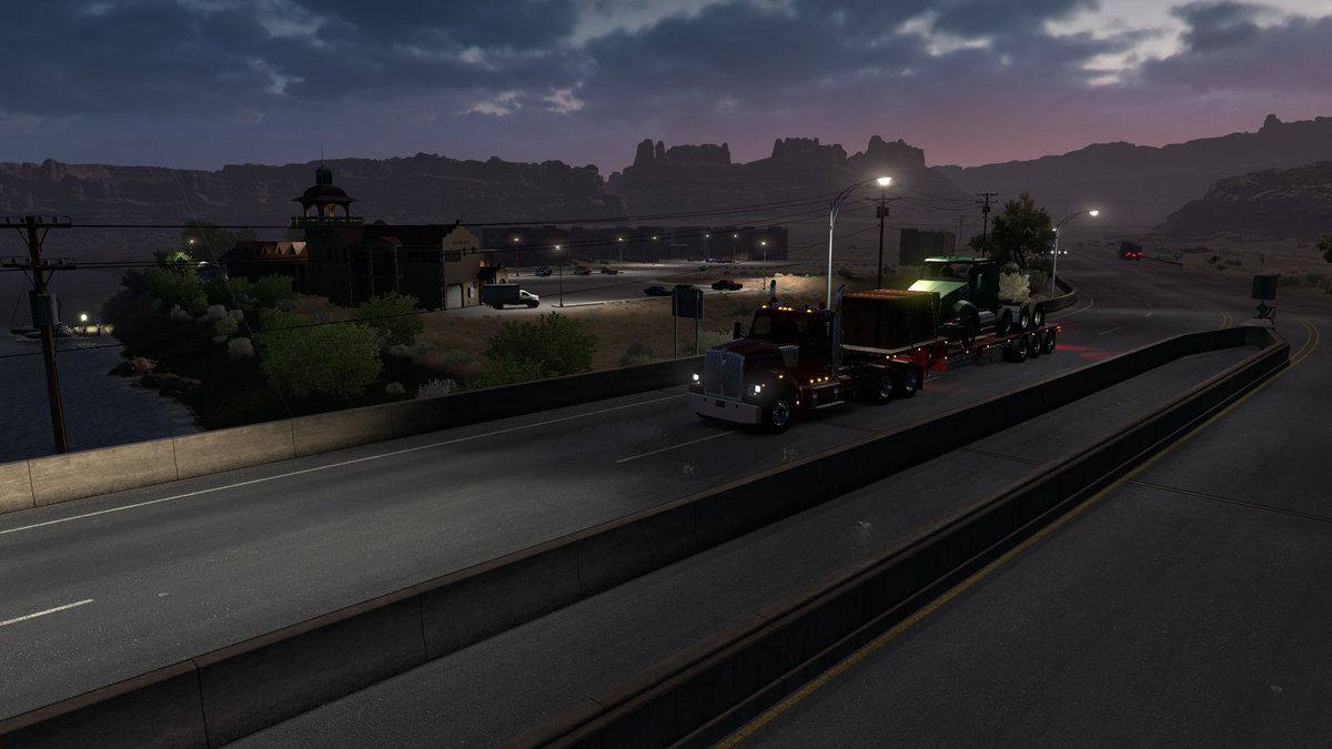 @SCSsoftware #AmericanTruckSimulator #UTAH loving this DLC such great views,running in the W990 this afternoon with a stepdeck trailer.