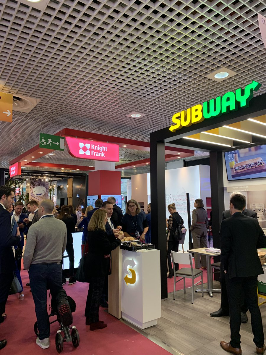 perepuigarnau's tweet photo. Muy muy contento de poder participar un año más en el #MAPIC2019, esta vez de la mano de #aRetail Prime Locations. Equipazo! Seguimos creciendo. 🚀
Estaremos encantados de recibiros en nuestro Stand P-1.K10. 👋🏽 https://t.co/DAh0mdouHy