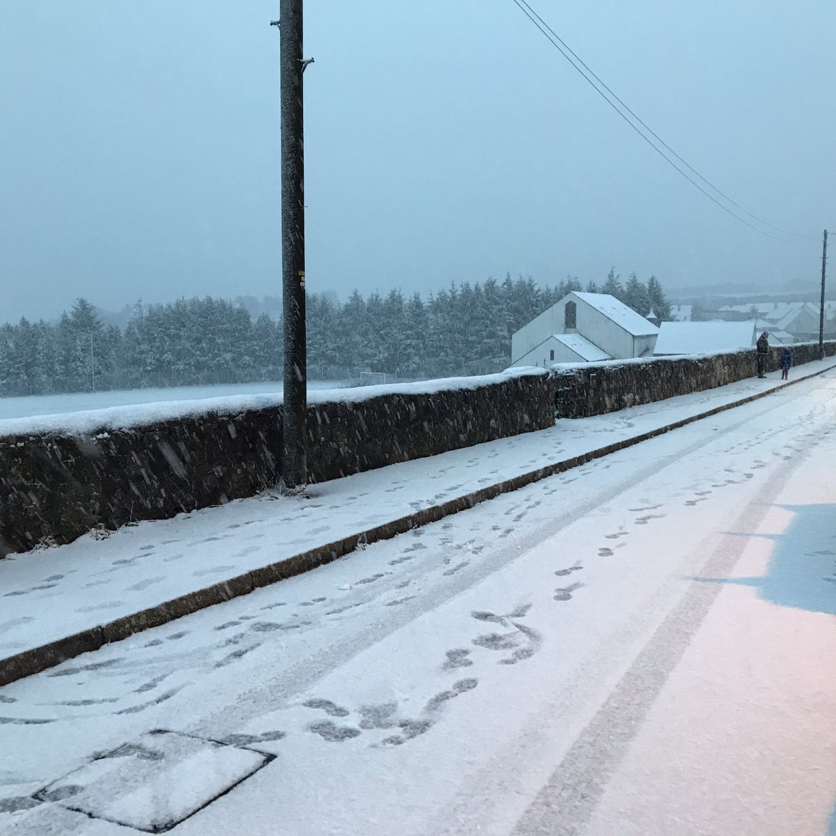 First snow of the season falls on us in Princetown #Dartmoor ❄️