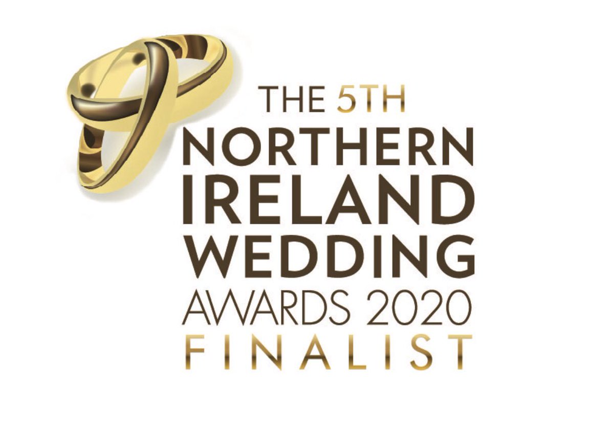 Thank you to everyone who took the time to vote for us in the NI Wedding Awards 2020 🎉 We are delighted to have made the finals again and can’t wait to paaarrrrrtttyyyyy at the awards ceremony in January 🕺🏼💃🏻🎶 
So so grateful for your continued support 🙏🏼☺️ #mojobandni
