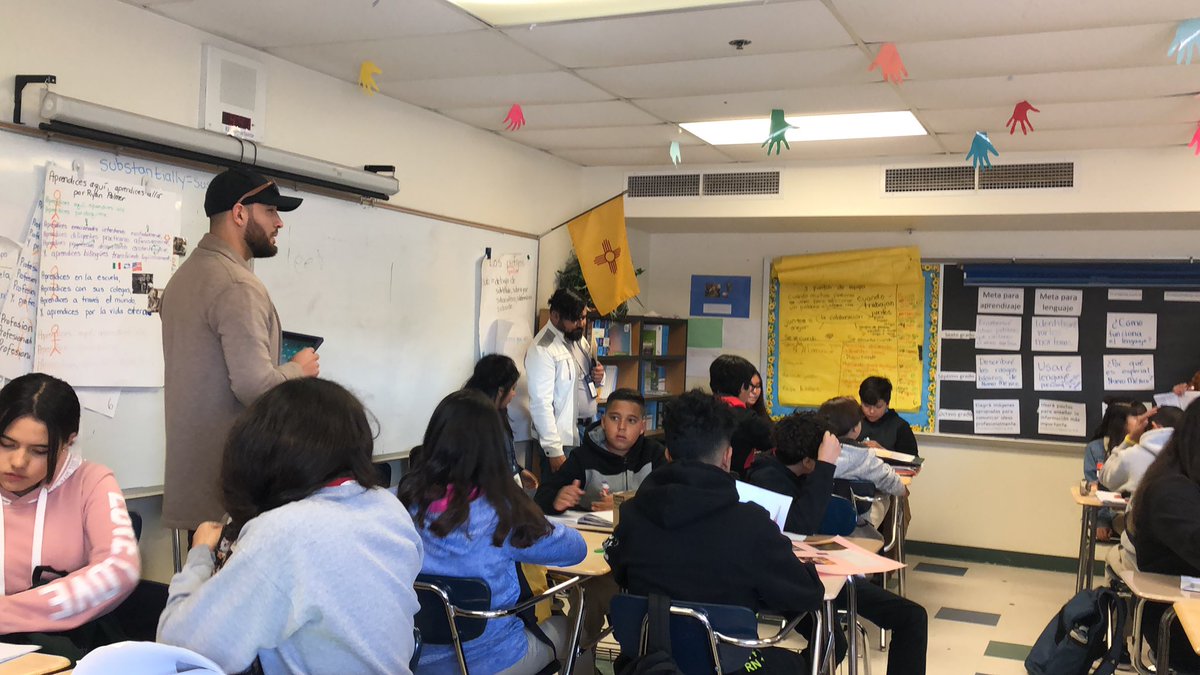officialhmspage's tweet photo. La Cosecha Visitors from Washington State observing our Dual Language Program! #apsLZ2 #abqschools https://t.co/Wa15whLqfQ