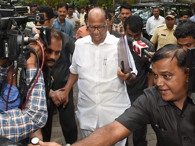 Masterstroke: क्या शरद पवार के 'गेम प्लान' में कांग्रेस और शिवसेना दोनों फंस गई है? http://bit.ly/2KjPqBS #abpnews #MasterStroke @RubikaLiyaquat