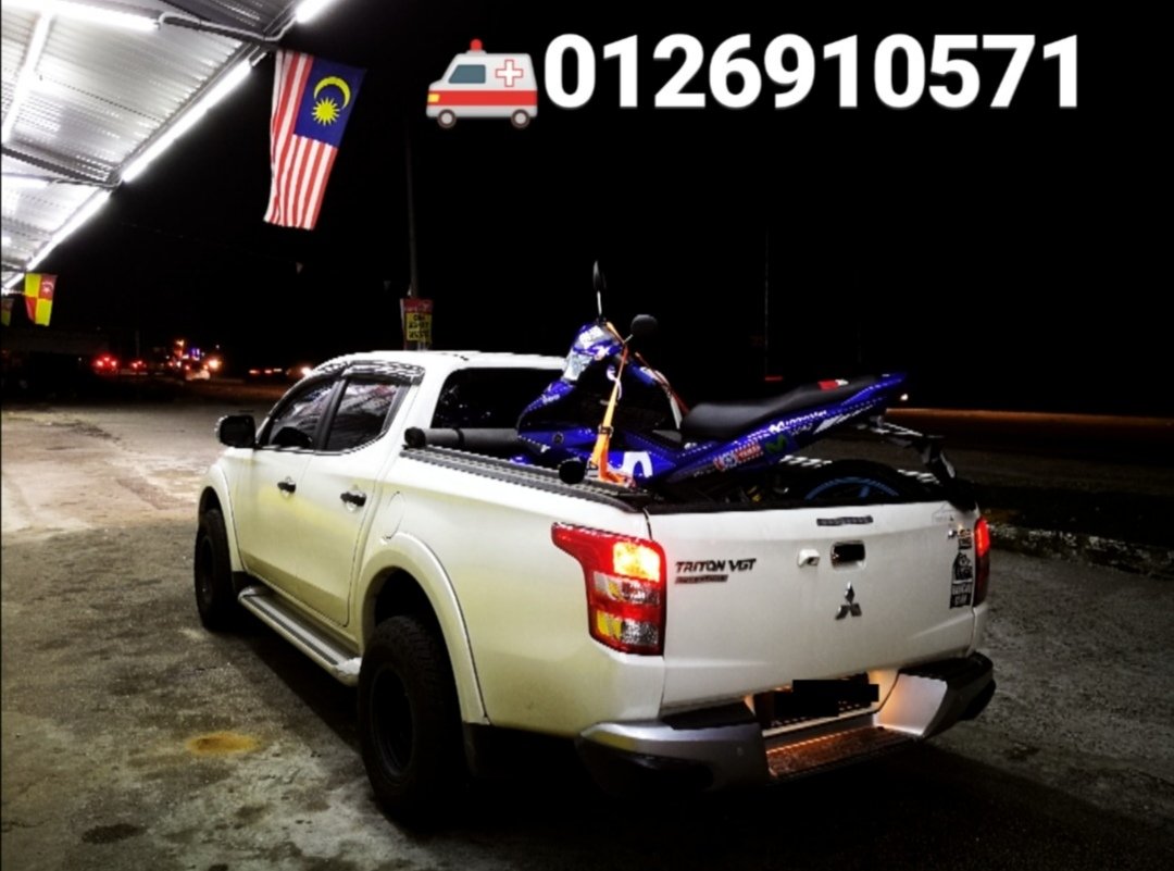 syfq212's tweet photo. Service Transporter / Bike Rescue 🚚
Caj berpatutan.
#NakPindah atau perlu bantuan ?

Tekan tekan je sampai ! 🔴🔴🔴

https://t.co/TjWsRCnoZD
https://t.co/TjWsRCnoZD 

#4X4Transporter
#BikeRescue
#BikeTowingKL
#TFFCM https://t.co/3h9dI743pA