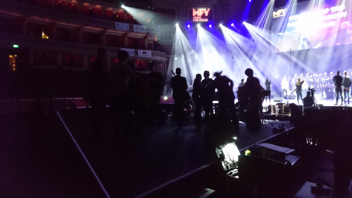 JenHartley9's tweet photo. Sound check @QES_Music #SalsaBand #MFYProms https://t.co/PaE15uevSs