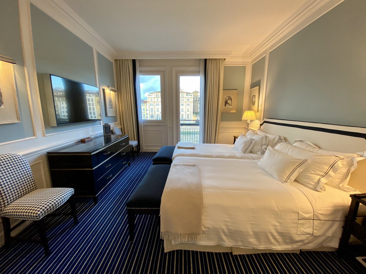A_Laughinghouse's tweet photo. My vavavoom room at Hotel Lungarno. Bring on the rain! I’m happy to hunker down here. Digging the personalised amenity kit with my initials. That’s a first! @LungarnoTweet
#LungarnoCollection
#Florence #Italy #travel
#fivestar #luxury #fivestarhotel https://t.co/EEMl5VwMJ7