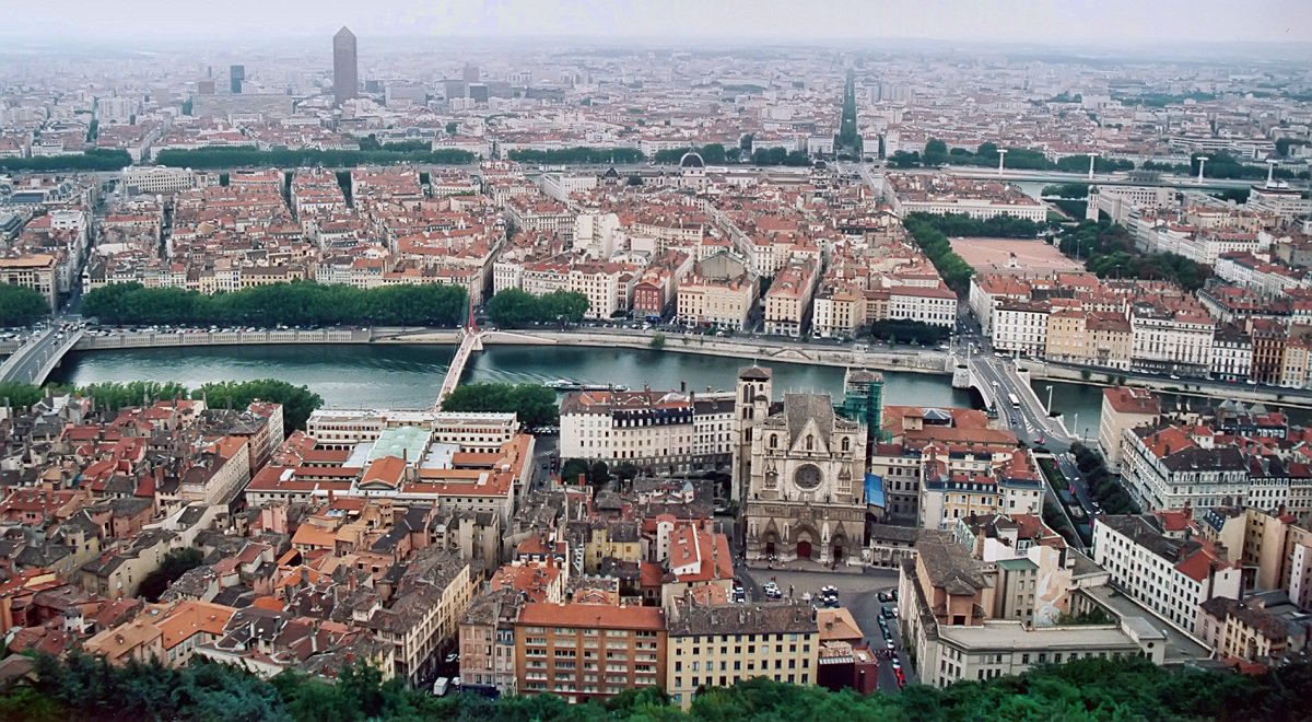AbsolutValencia's tweet photo. Qué ver en Lyon – Fue la antigua capital de Galia durante la época de Imperio Romano. Tiempo después se convirtió en una importante ciudad... https://t.co/O5BIHIHEBn https://t.co/KwFBVEhgfA