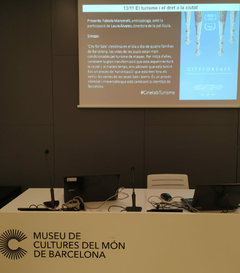Comencem en 15 min amb el documental <a href="/cityforsalefilm/">City for Sale</a> #CinelabTurisme 2019!
festivalvilamon.com/city-for-sale/
🗓️ 13/11
⏰18:30
Gratuït
<a href="/MUEC_BCN/">Museu Etnològic i de Cultures del Món</a> (C/Montcada,12)
<a href="/AntropologiaCat/">ICA</a> 
@FabiolaMancine1

#BCN #documental #TurismeSostenible