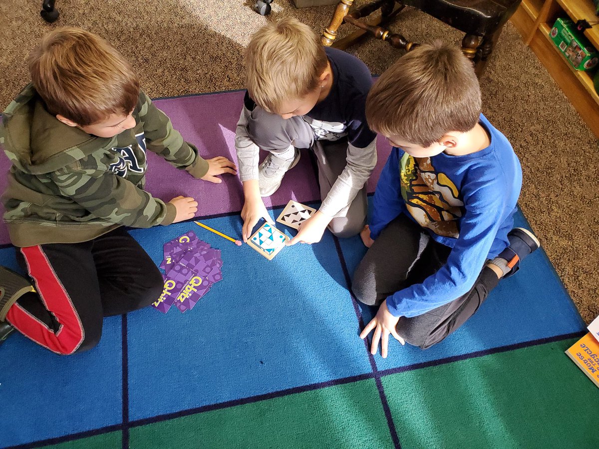 MrsJowkar's tweet image. #Qbitz fun for all ages. So much focus and patience as they challenge their minds! #VisualDexterity #SpatialReasoning #GLCSExCEL #GLCSKellogg #GLCSRichland @MindWareToys