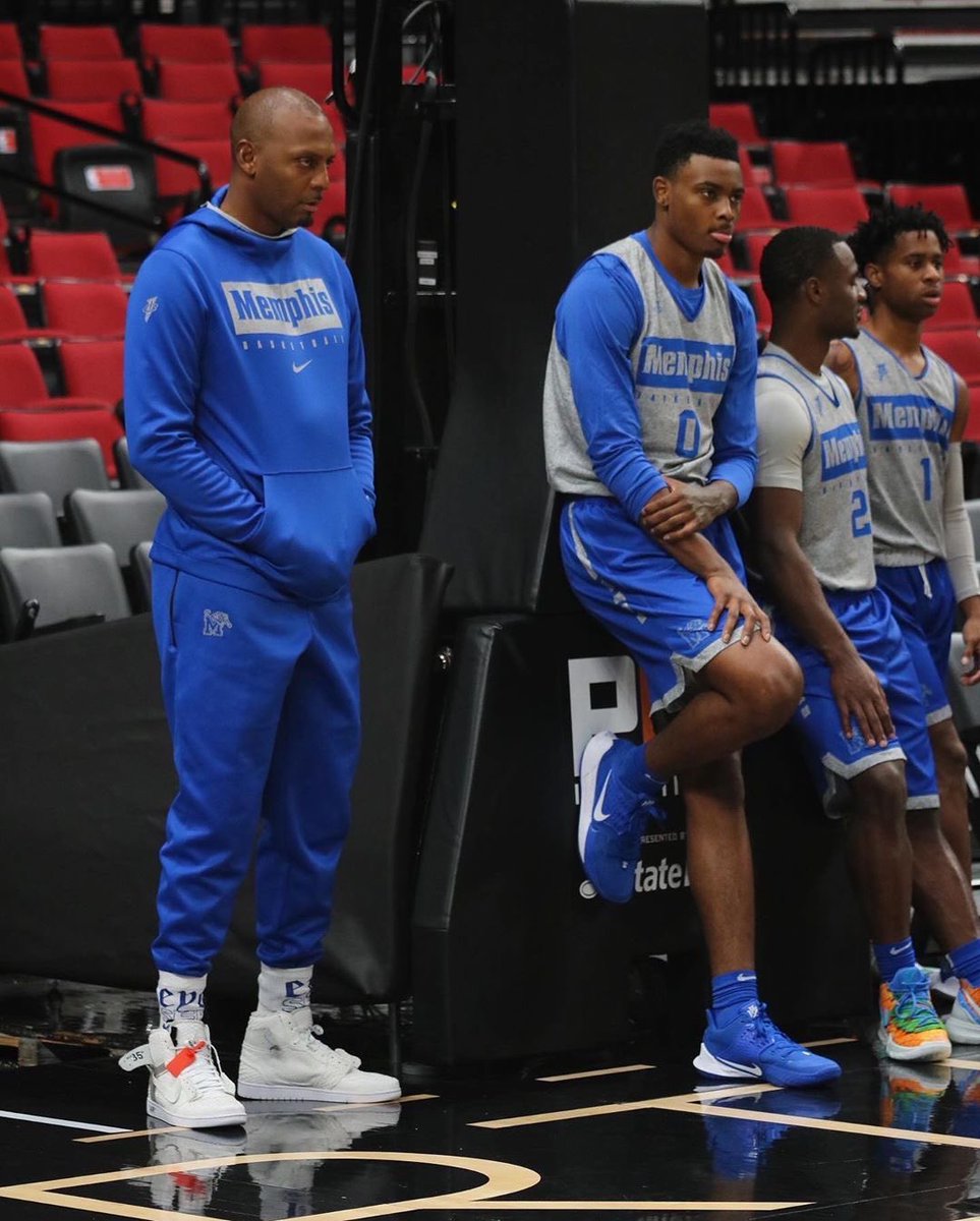 SLAM Kicks tweet media