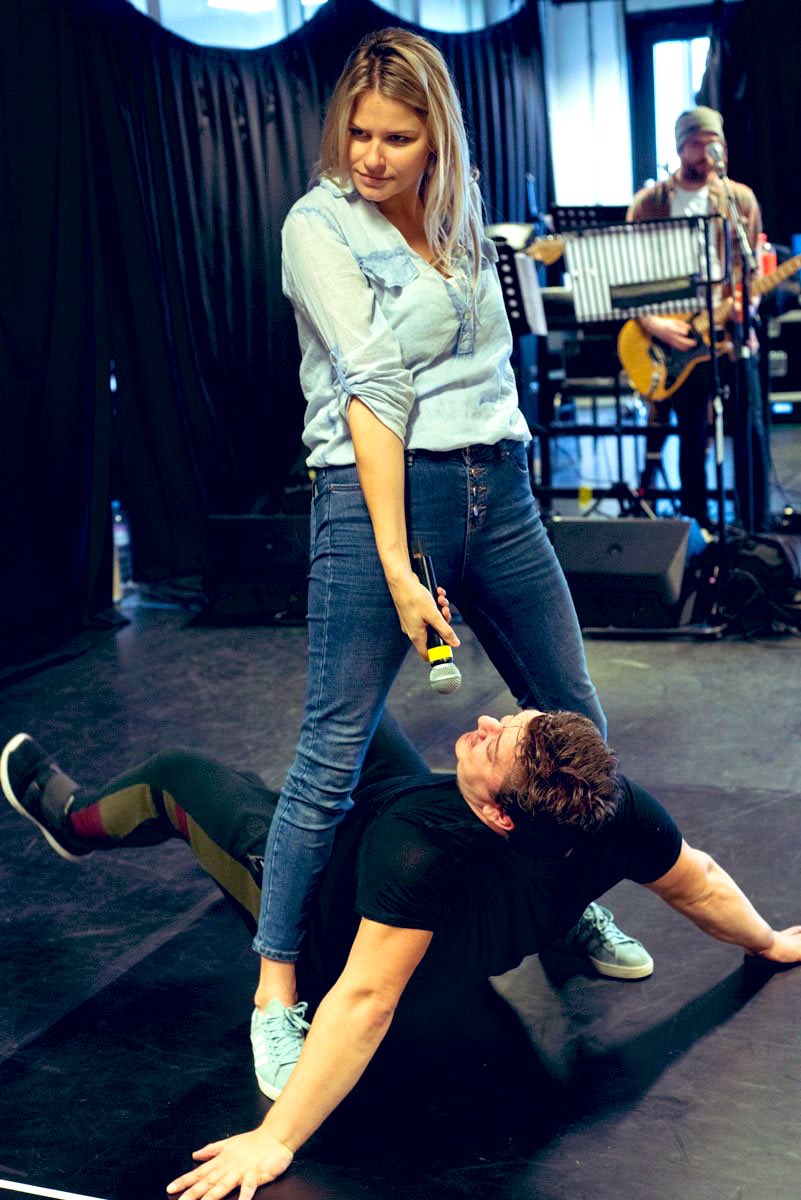 Standard shot of rehearsals with <a href="/stevewsimmonds/">Steve Simmonds</a> et al for #Cinderella at <a href="/artsdepot/">artsdepot</a> #mental #evilstepmother