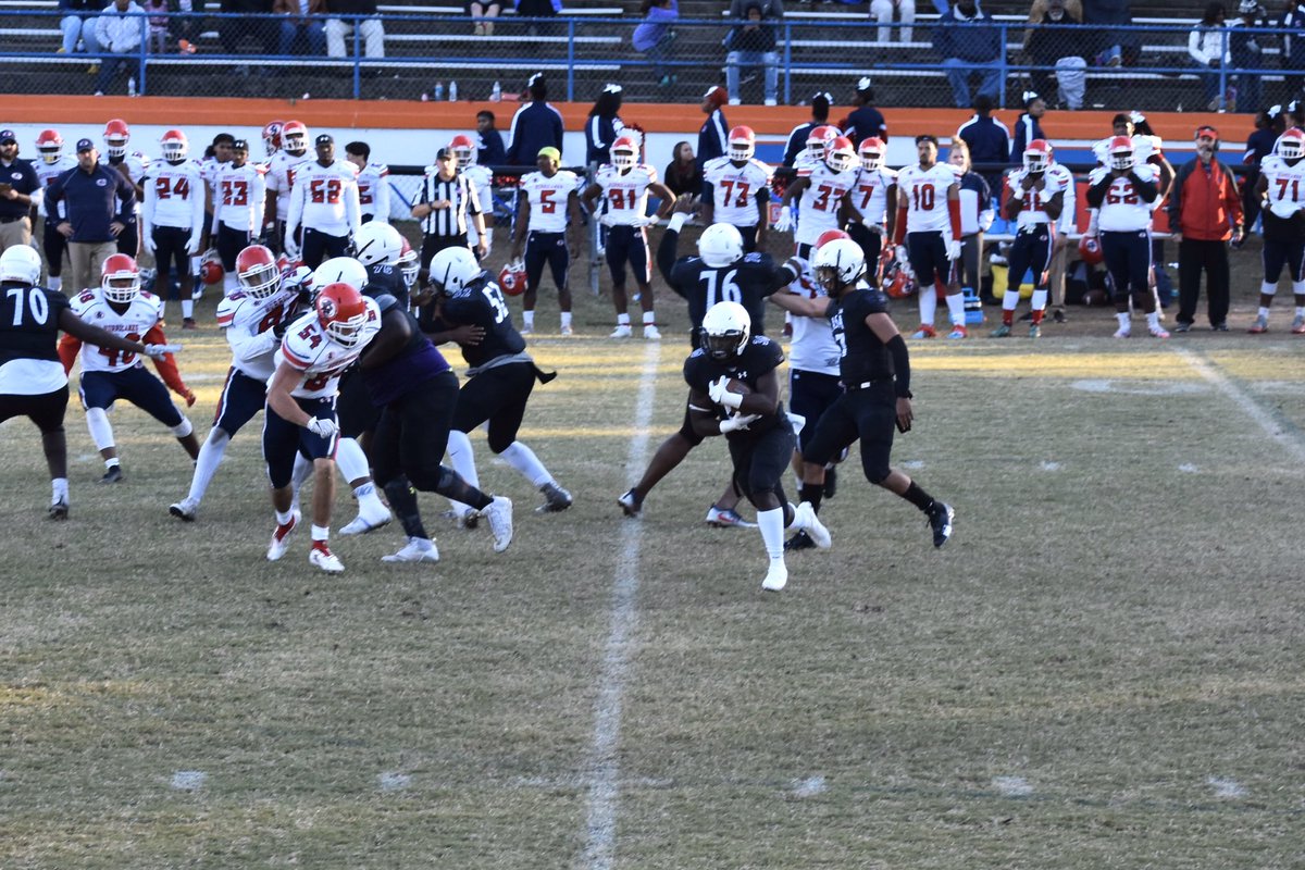 hudl.com/v/2CNTEH               Full Season Highlights🚂🦍 <a href="/JDep1529/">Jason Depew</a> <a href="/JUCOFFrenzy/">JUCO Football Frenzy</a> <a href="/GridironRR/">GridironRR</a> <a href="/JuCoFootballACE/">JuCo Football Forer</a>