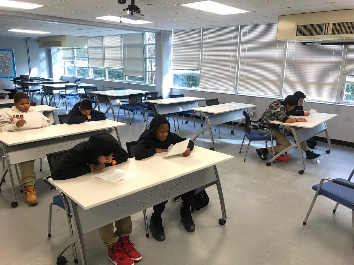 HISD_ATMP's tweet image. ⁦@MCWSTEM⁩ Wolverines learning the ⁦@HISD_ATMP⁩ member creed!
#ATMP #ATMProject #Moving Forward #HISDEmpower #HISDSupe