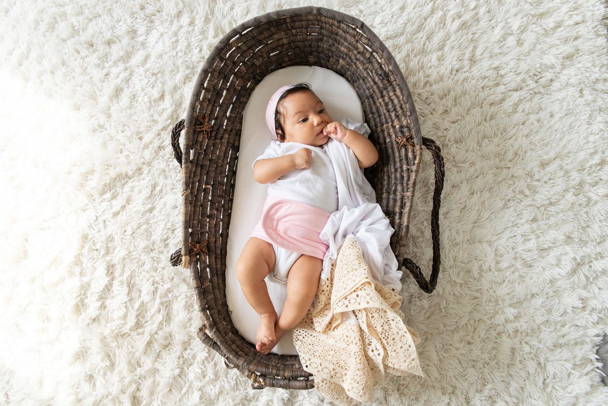 The Sweet Pea band is for our little girls who need a little hug and a lot of warmth around their bellies. ❤️memeeno.com