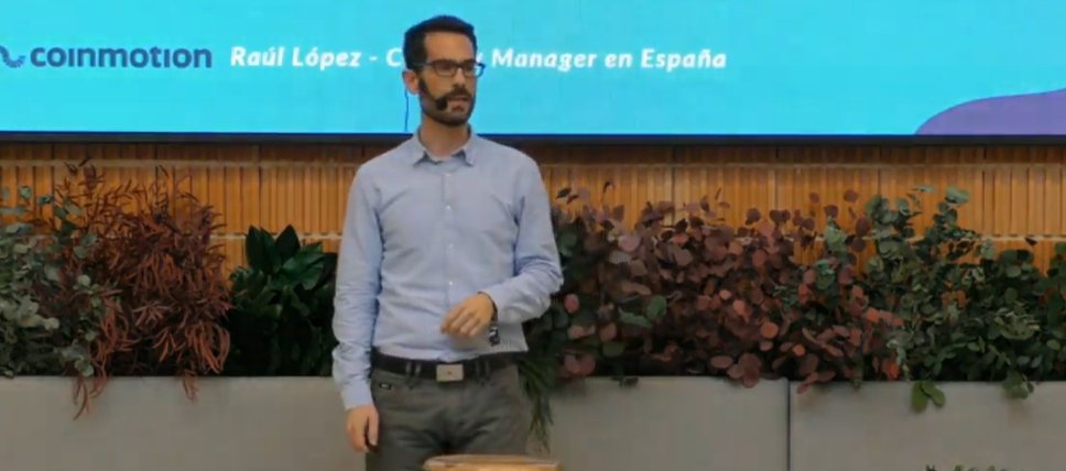 Coinmotion's tweet photo. ¿Sabéis cuál es una de las mayores dificultades del #blockchain? @raullopezgn asegura que una de ellas es que existen "pocos" auditores expertos en esta #tecnología. Sin duda, uno de los grandes retos. @cryptoplaza_es @Rankia #CryptoMadridweek #crypto #bitcoin #curiosidades https://t.co/S7XxBxZpzZ