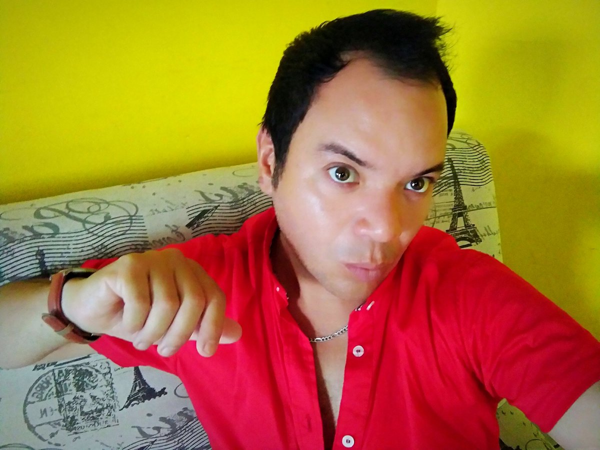 oscarcasillas78's tweet photo. ¡Muy buenos días! 

A chingarle mis amigxs que mi querida @wandaperra no se va a mantener solita y le gusta la buena vida. 

¿Quieren café? ☕️ 🌞 https://t.co/r0FvS9DVSV
