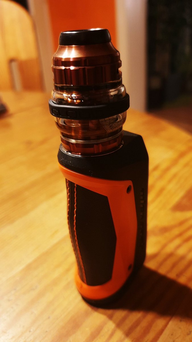 Grahl13's tweet image. Meine neue Kombi:
#Aegissolo #Zeusx
Schön leicht für unterwegs