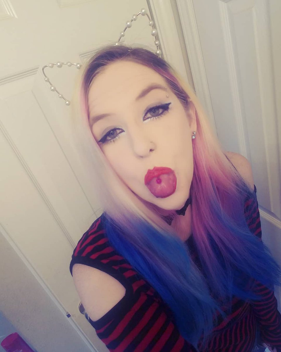 Psych0Kittie's tweet photo. I'm live on WoW Retail running Mythic Keystones as Tank! Come smile and have fun with me! https://t.co/sedJ4bOLeu
@Tsupportgaming
@BlazedRTs
@TwitchXposure
@SGH_RTS
@FirmCommunity
#nextlevelstreamers
#battlingheartdisease
#hope
#nevergiveup
#beyourself
#smile
#havefun https://t.co/pDhtWKzVUb
