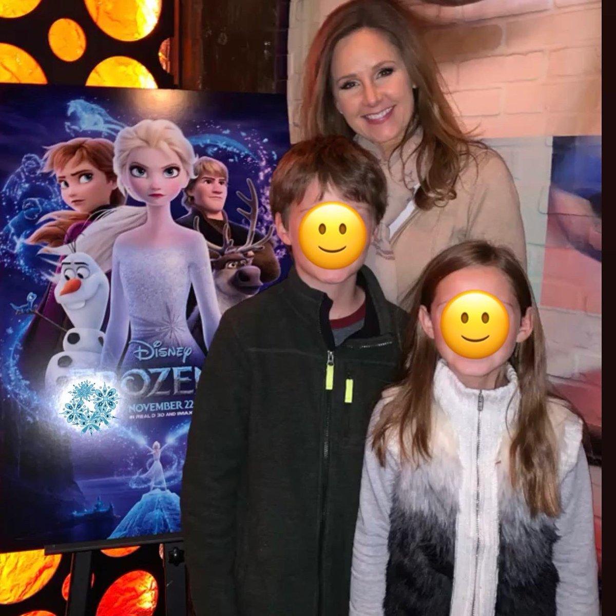 LisaSalvadorini's tweet photo. ❄️”My name is Lisa ..and I like warm movie theaters!” ⛄️ I also LOVED #Frozen2 !!!!  ❄️  #lisalatenight #withkids #mustseemovie #November22 @Lyrikris10 @DisneyFrozen @News12HV @News12WC #linmanuelmiranda #disney #kristenbell #idinamenzel @KristenBell @idinamenzel https://t.co/4JTspImHcm