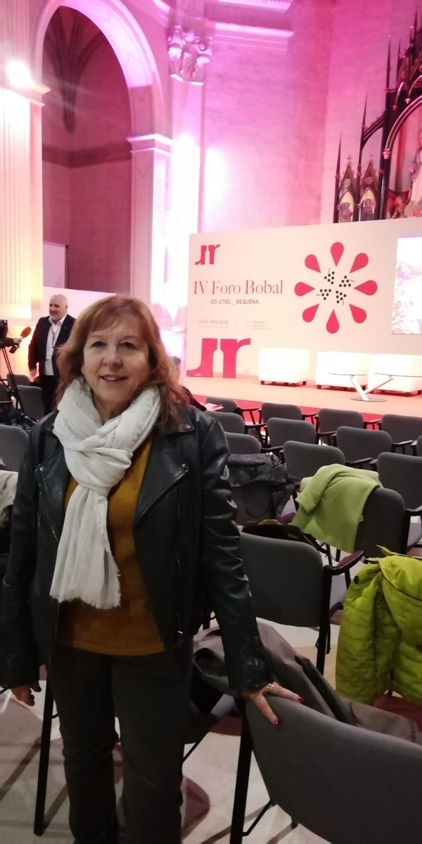 UnioLlauradora's tweet photo. Una representación de @UnioLlauradors ha participado en el IV #ForoBobal que hoy ha celebrado la @DOUtielRequena en #Requena Apoyamos al producto 🍇 y a los 👨‍🌾👩‍🌾 y a una DO que defienda nuestra calidad y la promocione
#LaUnióSomosFuturo https://t.co/lVkZqryIJa