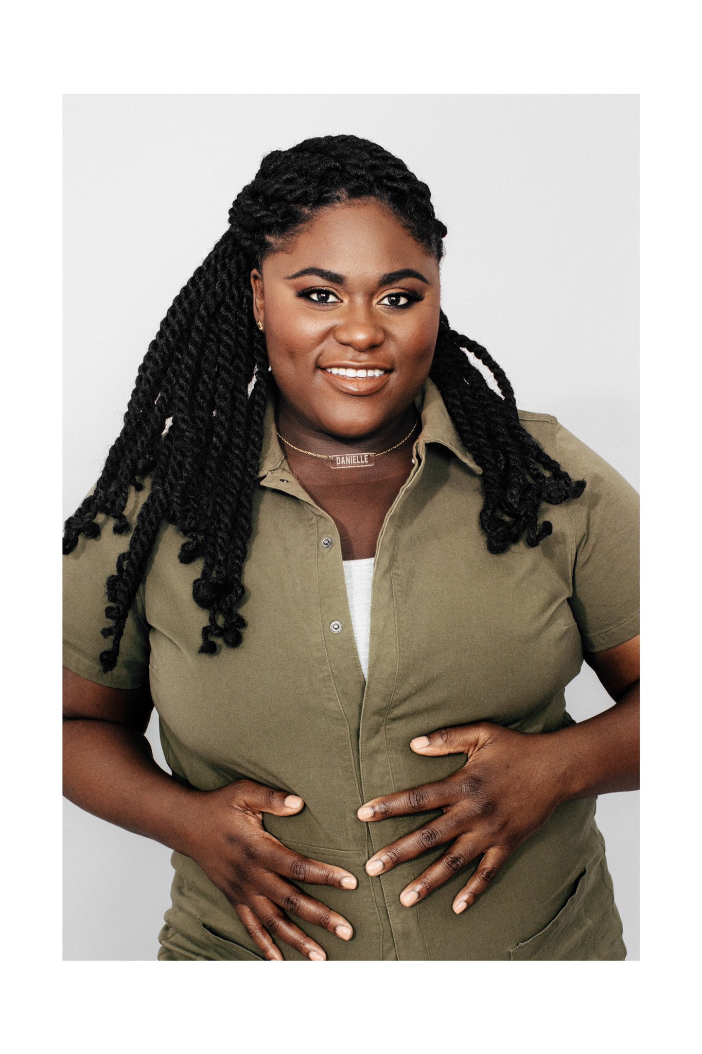 DANIELLE BROOKS - Página 5 EJRUxiiWsAIMnT9?format=jpg&name=4096x4096