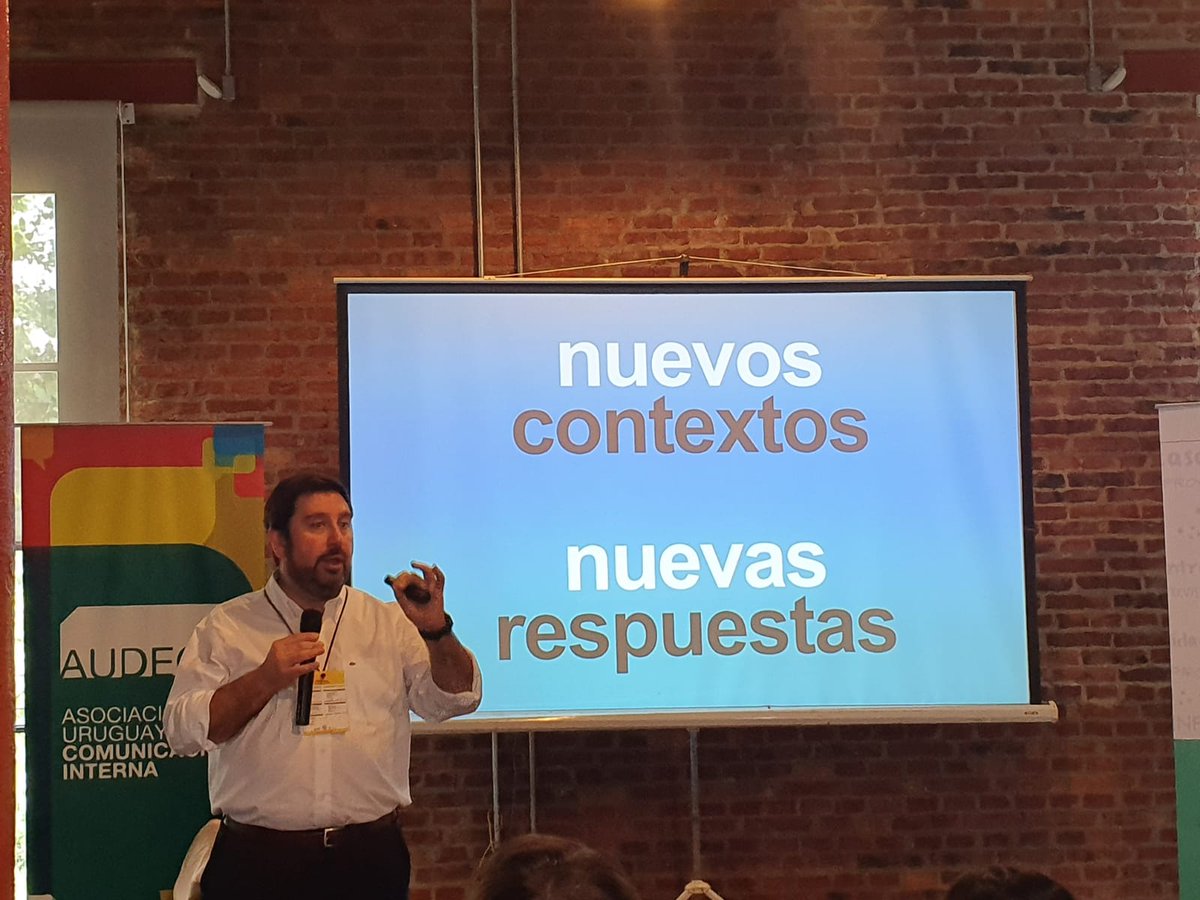 Ahora, en la tercera edición de #CumbreUY2019 se lleva a delante la charla "Fortaleciendo el Plan y Estrategias de la Comunicación Interna", a cargo de <a href="/dlaino/">Daniel Laino</a>  bit.ly/34Zv0WI <a href="/AUDECIuy/">AUDECI</a> @comunidadrhcom