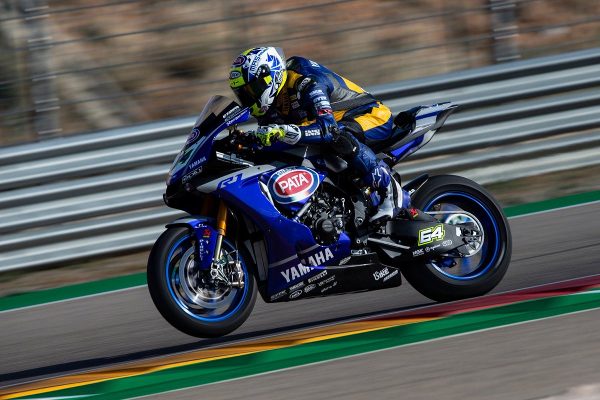 GRTYamahaWSBK's tweet photo. 🏁 Best times on #AragonWinterTest Day One:

P7. Garrett Gerloff #31 | 1’51.867 – 52 laps
P9. Federico Caricasulo #64 | 1’53.514 – 57 laps

➡️ Track action restarts tomorrow at 10:00 Local Time (GMT+1).

#2020StartsNow | #YamahaRacing | #WeR1 | #RevsYourHeart | #WorldSBK https://t.co/NKD3aDR6oA