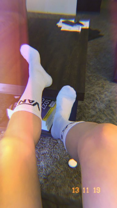 The morning socks feels when it&rsquo;s chilly. https://t.co/gZfxDnujLg