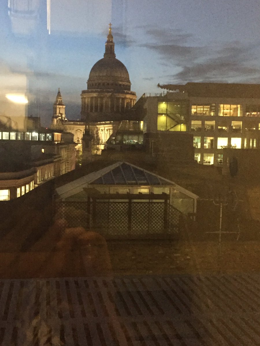 T39Williams's tweet photo. Gutted not to be joining all the #McrPAawards winners this evening @ChaophrayaThai Congrats to all #PAsforPAs #theskysthelimit View from my desk this evening https://t.co/hMO8tlrWR0