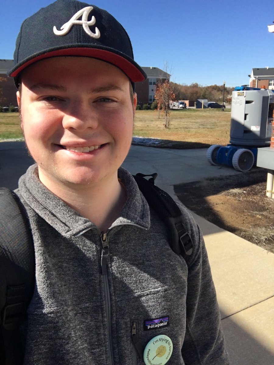 PlantlessKellen's tweet photo. Roomie normally drives me to my first class, but his car runs on ethanol gas. Not sure if it counts if I’m not the one driving, but I’m not taking any chances! Walking it is! #adaywithoutplants https://t.co/2Xq1y7dxE9