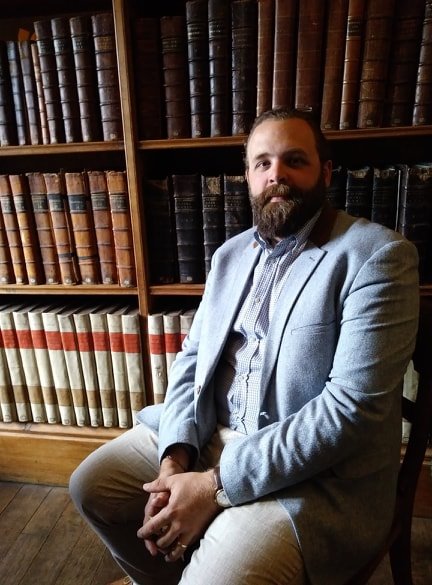 LibrariesLiving's tweet photo. Here we have it, the final episode of the (first series?) of the Living Libraries podcast, featuring @ilikeoldbooks of @MagdLibAndArch! What a way to end the series! 
https://t.co/VmgC41vGQO https://t.co/Dkp3uVrkCr