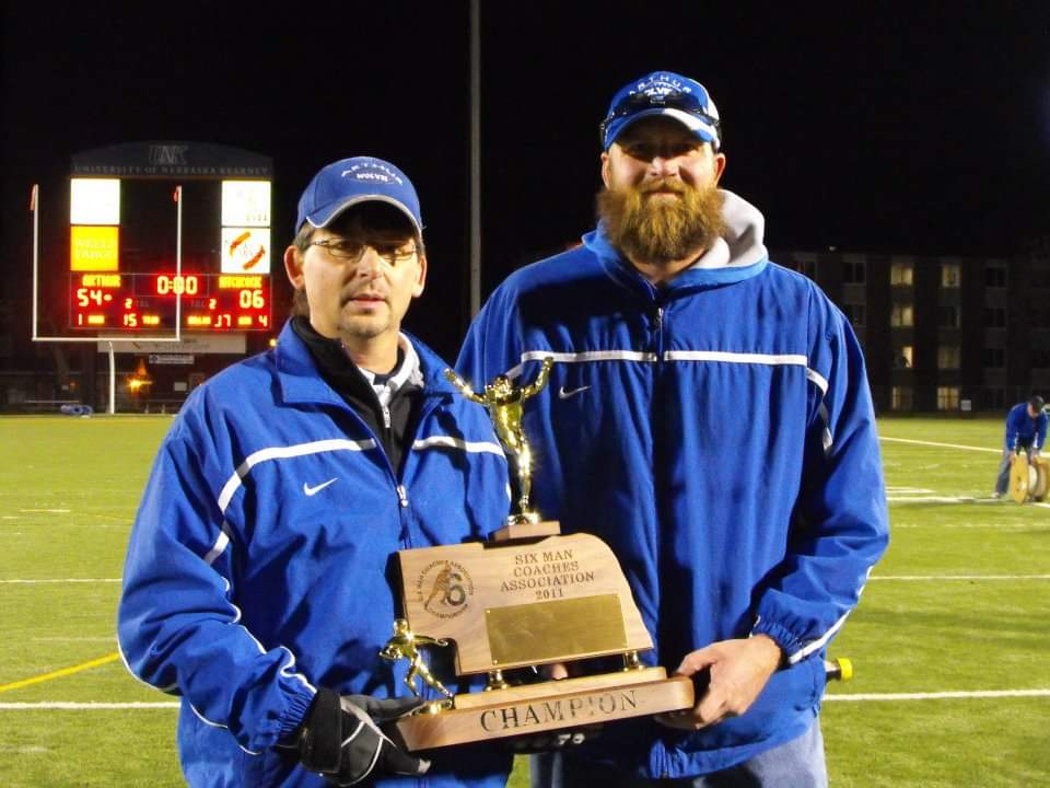 epicteamcamps's tweet photo. There are lots of great stories out there! And one more will be this Friday night! TWO great coaches, great friends and great mentors for kids who LOVE this game! #DifferentSchools #SameMission #BuildChampions @CVStormFootball @HCardinals #epicfootballcamps https://t.co/6qn8zEedNH