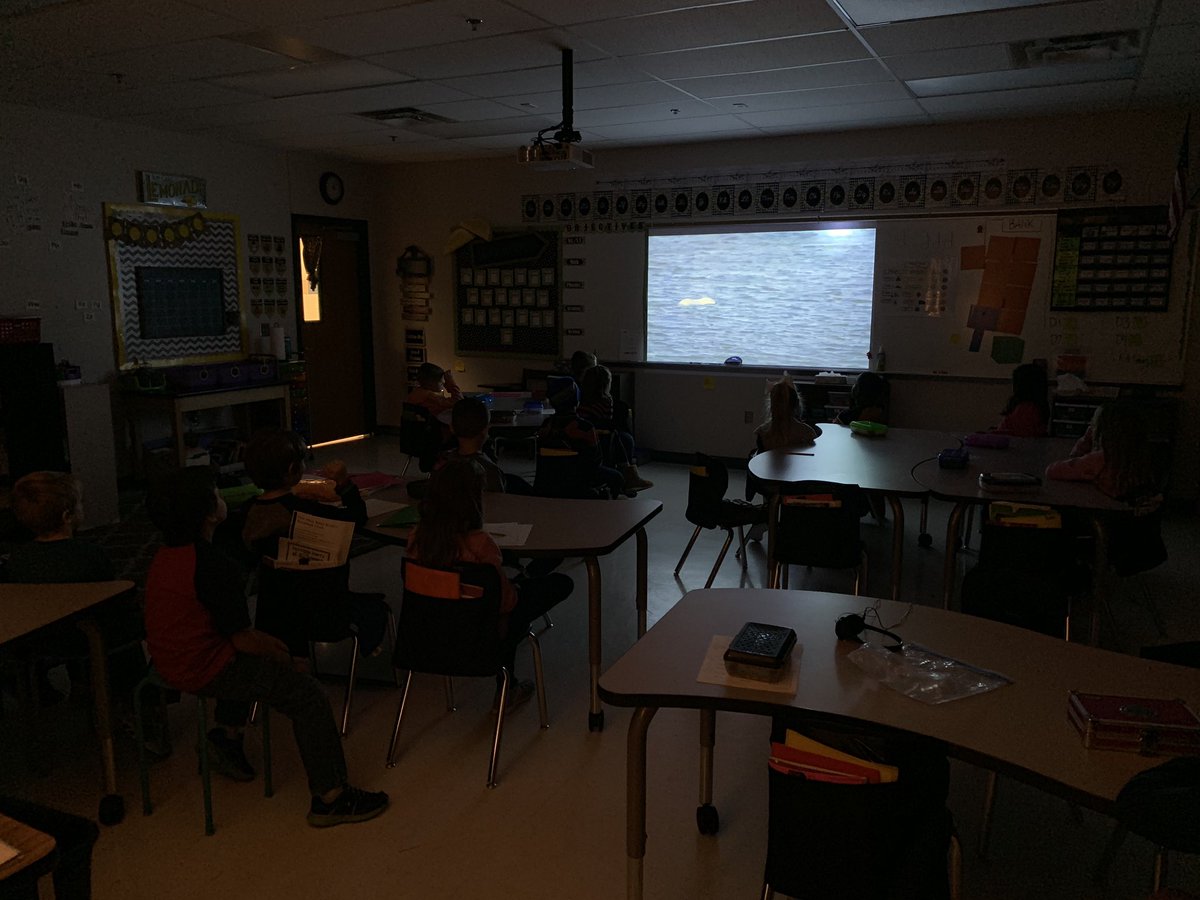#CelebrateWithDE 
<a href="/DiscoveryEd/">Discovery Education</a> 
We are loving this virtual viewing party!