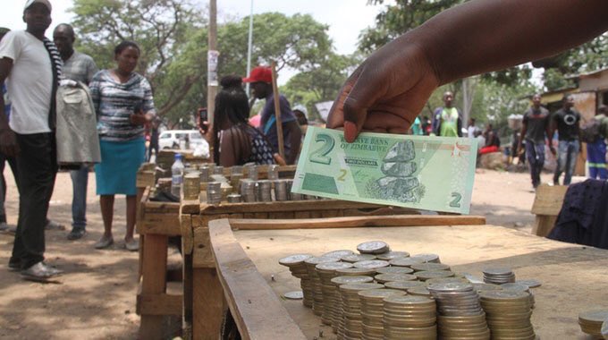 OfficialFridaWd's tweet image. They printed more #BondNote just like 2008 shared fake messages that people may trust #fake #money please be #Alert #Bond haisi Mari. They knew the consequences of printing much bond they changed the names but same tissue paper @MthuliNcube Don’t waste confidence @mdczimbabwe