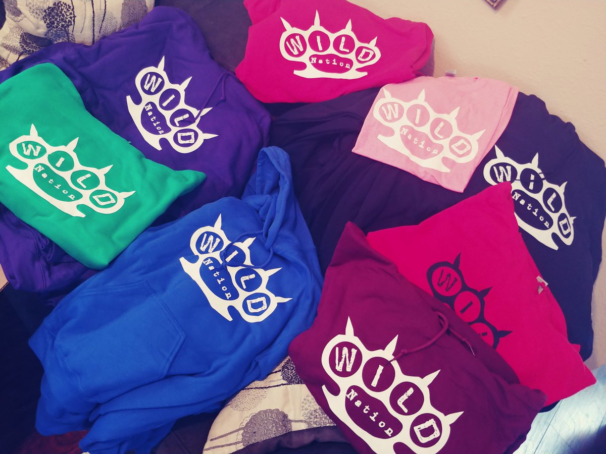 coltthesoldier's tweet photo. Came up on some hoodies to give away. All you gotta do is retweet my entry video at the top that is hash tagged #LetEmknowcontest https://t.co/T5Y4PJGg8r