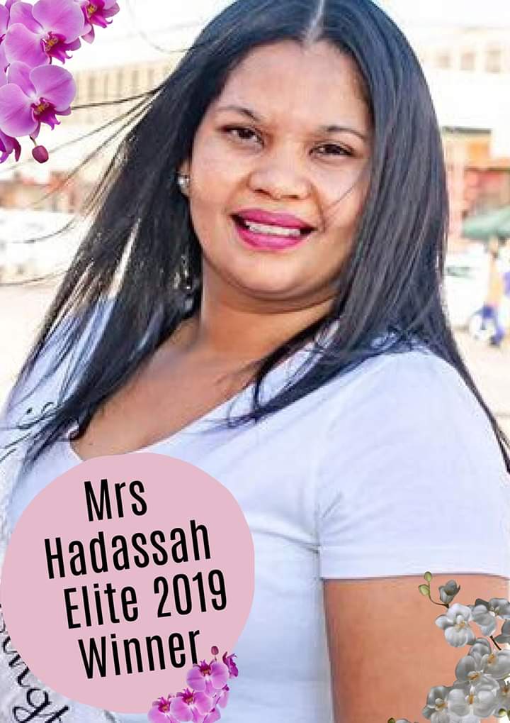 EsmareldaMckay's tweet photo. Baie dankie aan ABBA Vader vir hierdie kosbare Titel #NothingButJesus Baie dankie vir elke stem van almal julle is kosbaar mag Liewe Jesus julle seën!! #Jeremia29:11 #blessedmoments #Dare2Care https://t.co/97hFlfgr2a