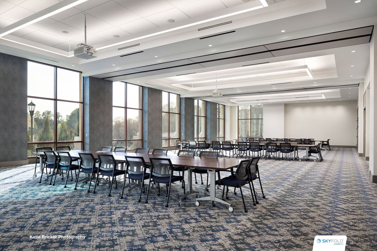 WillcoSales's tweet photo. With @Skyfold Jackson Healthcare was able to create a multi-purpose space that is easy to use and has great acoustics to ensure the utmost comfort for their employees and guests.  

#thinkvertical #skyfold #movablewalls #partitionwall#flexiblespace #flexibledesign #multipurpose https://t.co/mMLekQxPc2