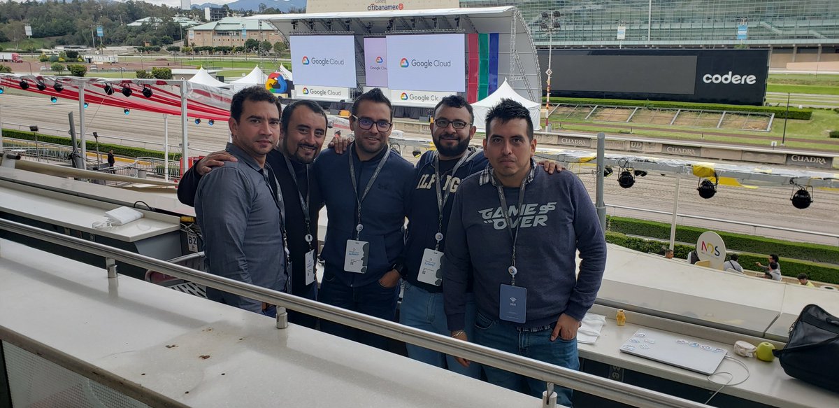 RafaelG5000's tweet photo. #GoogleCloudSummit #GFT https://t.co/nV8a8iuEaX