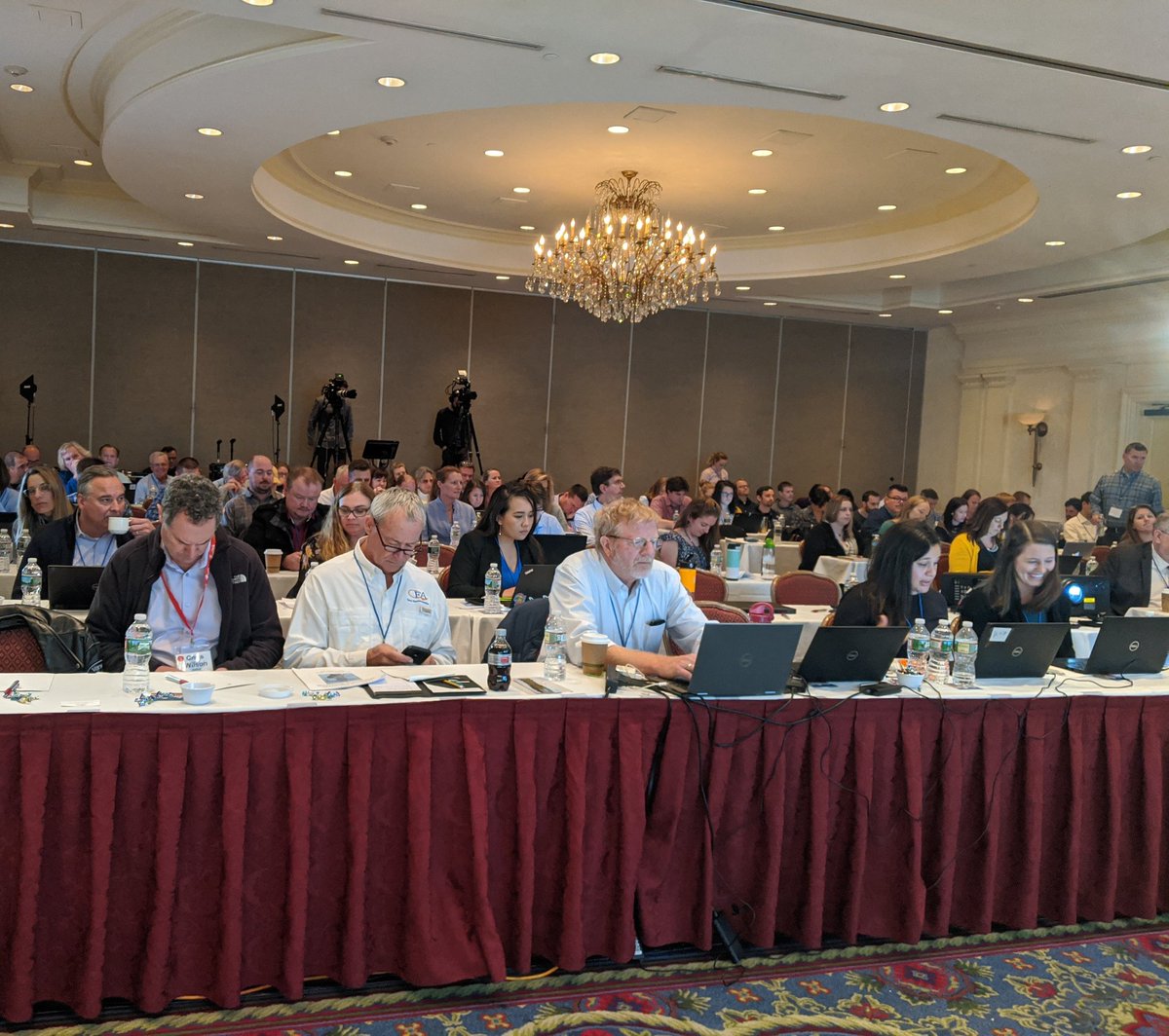 MaineFishermen's tweet image. View from the stage! Packed house at the #em4fish conference in NH. Fishermen's, government, ngo, and for profit coming together to explore technology for monitoring us fisheries.