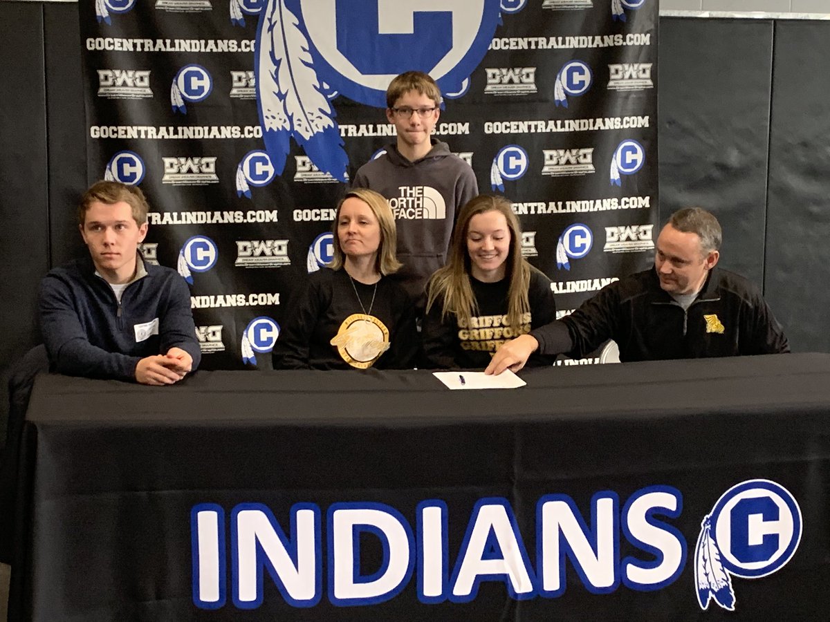 .<a href="/CHS_Indians/">St. Joe Central HS</a> Abby Sollars is signing her Letter of Intent to play 🏐 at <a href="/gogriffons/">Griffon Athletics</a> <a href="/MissouriWestern/">MoWest</a> next year. 

She also received several postseason honors including district and conference honors.