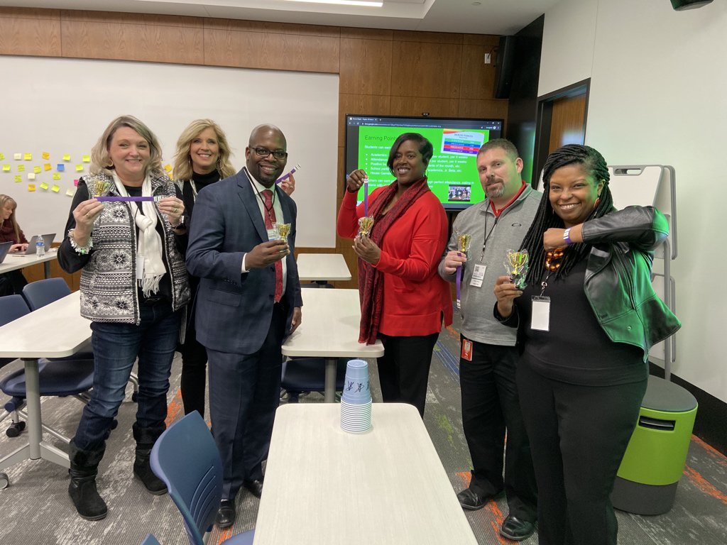 mrThamilton's tweet photo. Itโs always an honor to share our @TMS_TigersTX story of #HouseMagic with other leaders. Thanks to everyone who attended and congrats to the purple team on your win! @Region10Leaders #R10Innovate #WeLeadTX #celebratED #TMSTigers #BeTheOne https://t.co/vbZ1QUPELN