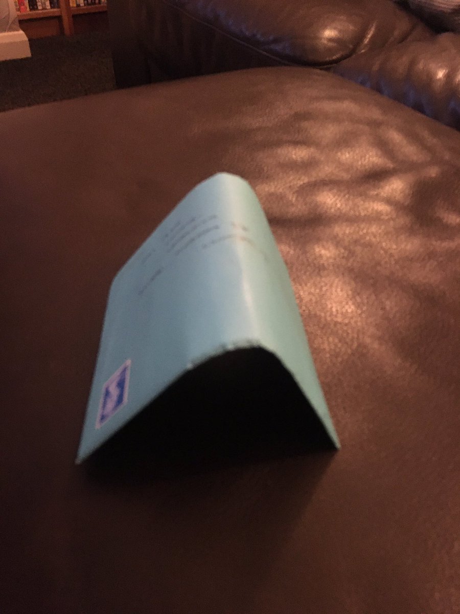 Me_Scuba_Steve's tweet photo. Fucking @RoyalMail! It’s not hard - Open the letterbox put it through. #fuckroyalmail #happybirthday @RoyalMailHelp sort your fucking shit out. Go on strike and fuck yourself. https://t.co/HFPjCLqFRB