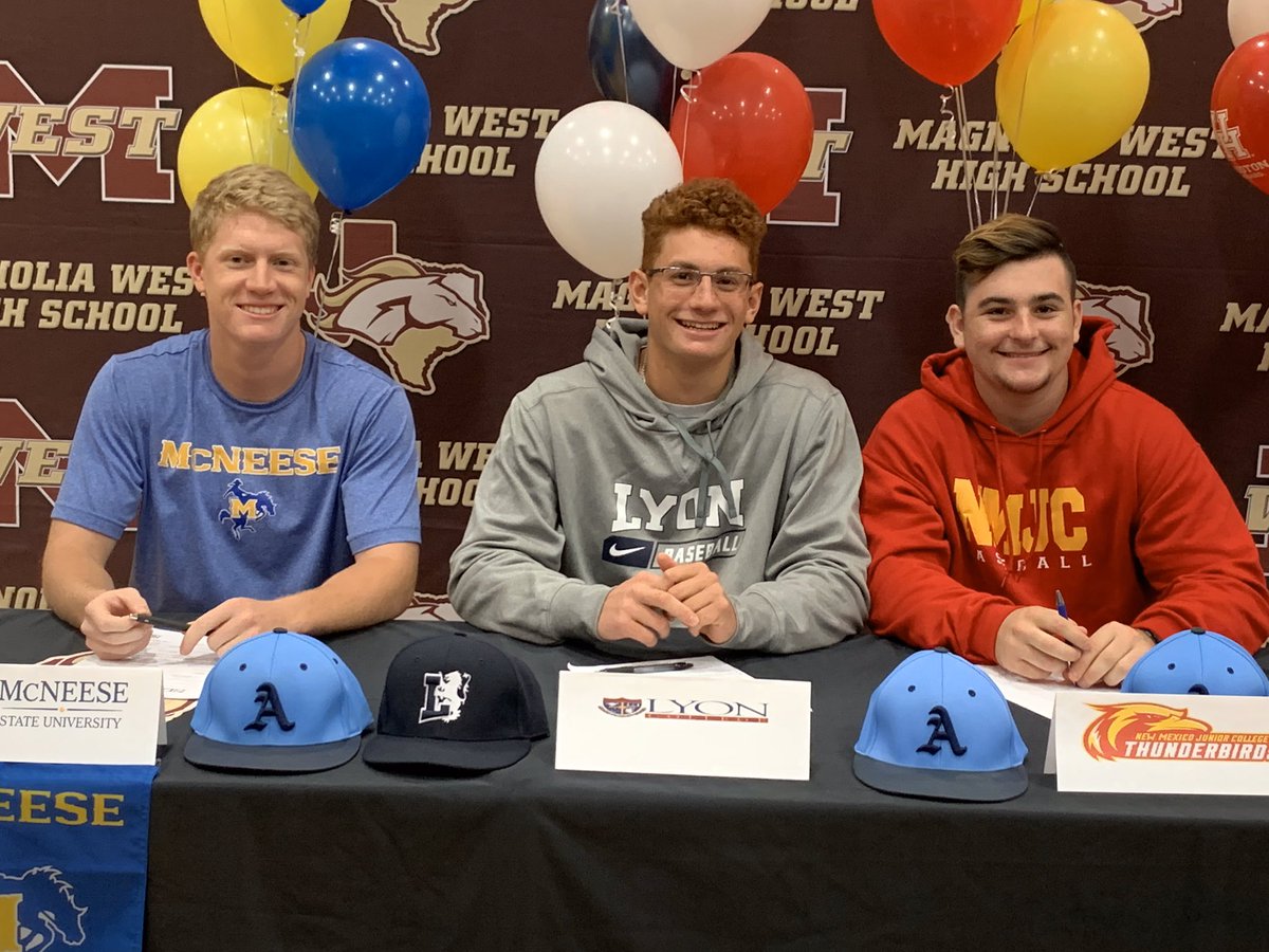 Congrats to 2020 OF <a href="/CarsonCarp15/">Carson Carpenter</a> RHP <a href="/CameronG108/">Cameron Gordon</a> and C <a href="/BSzako/">Brody Szako</a> Magnolia West HS who signed their LOI to <a href="/McNeeseBaseball/">McNeese Baseball</a> <a href="/LyonBaseball/">Scots Baseball</a> and NMJC. @texpremier <a href="/H5AB/">TexasPrepBaseball</a> #NationalSigningDay <a href="/ConroeCourier/">Conroe Courier</a>