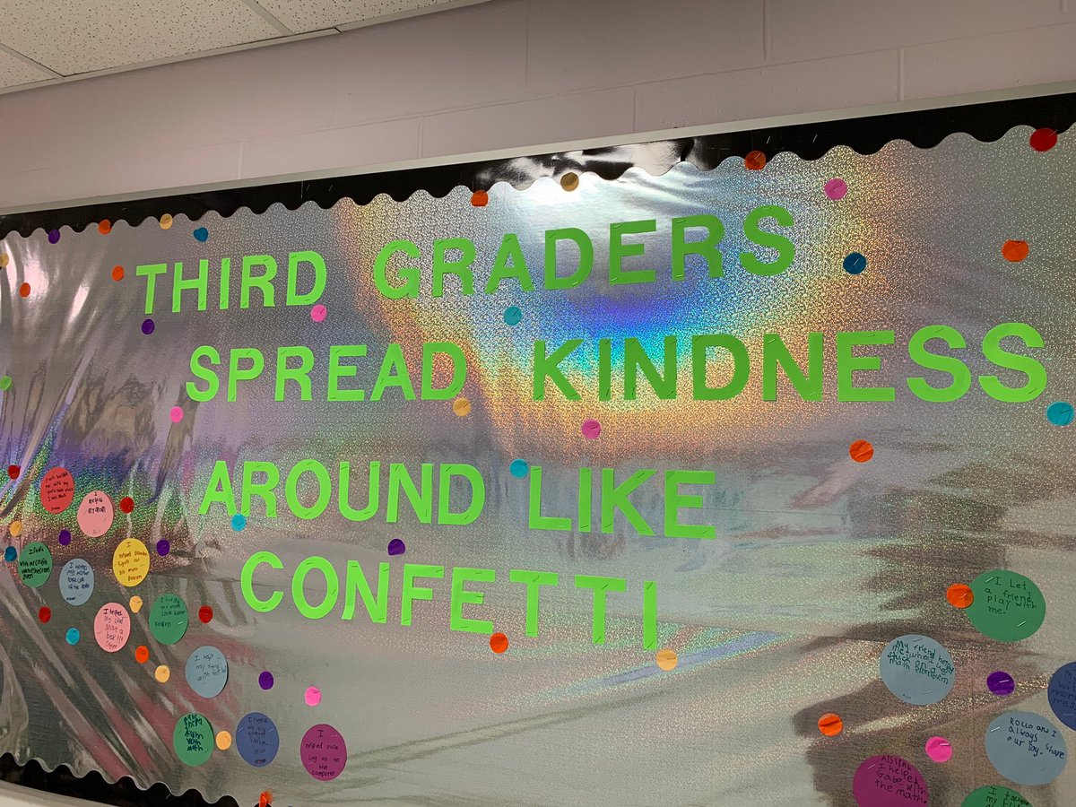 PemSch_news's tweet photo. Messages from the #WallsofOurHalls. #BeKind #BetheNiceKid #spreadkindness #WorldKindnessDay2019 #WorldKindnessDay https://t.co/FOISBBtmj8
