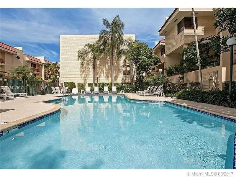 Ft Lauderdale Victoria Park 3/2.5 renovated townhouse adjacent to Holiday Park, minutes to Beach, Las Olas, Wilton Manors...

Message me for info, homes for sale, your home's value or search homes at [read.n-play.com/gateway/homese…]