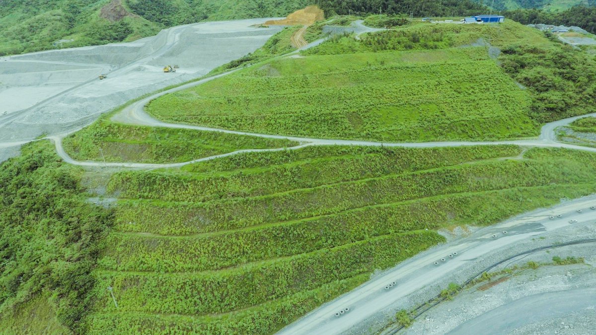 OceanaGold's tweet photo. Progressive rehabilitation & reforestation at our #Didipio Mine - a world class gold mine promoting advancement of responsible mining through innovation, technical excellence, taking care of employees & environment & partnerships with community
#OceanaGold #ResponsibleMining https://t.co/Gm8nYGLM36