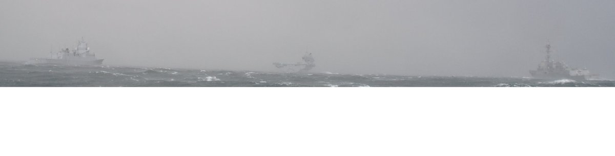 HMSPWLS's tweet image. In some rough seas earlier this week we met up with some friends. @USNavy &amp;amp; @Sjoforsvaret. See you soon!